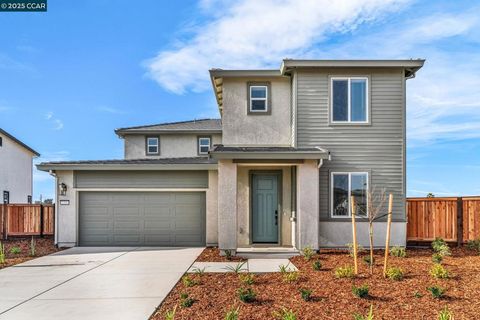 Photo of 2311 Admiral Court, Brentwood, CA 94513 (MLS # 41118765)