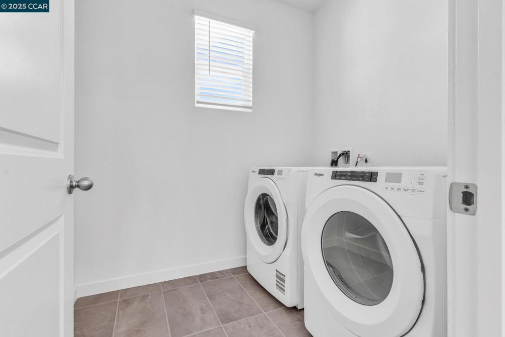 BRENTWOOD - Residential