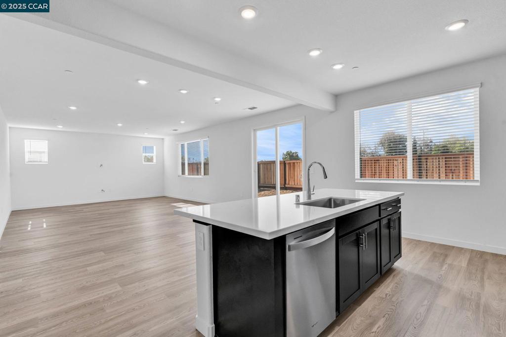 BRENTWOOD - Residential