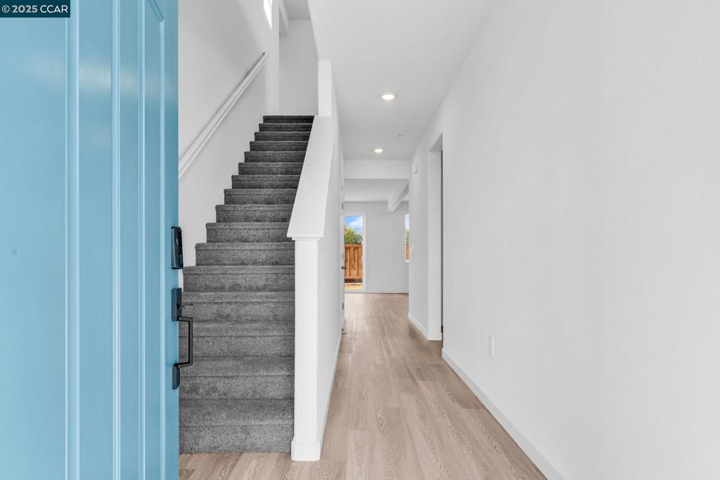 BRENTWOOD - Residential