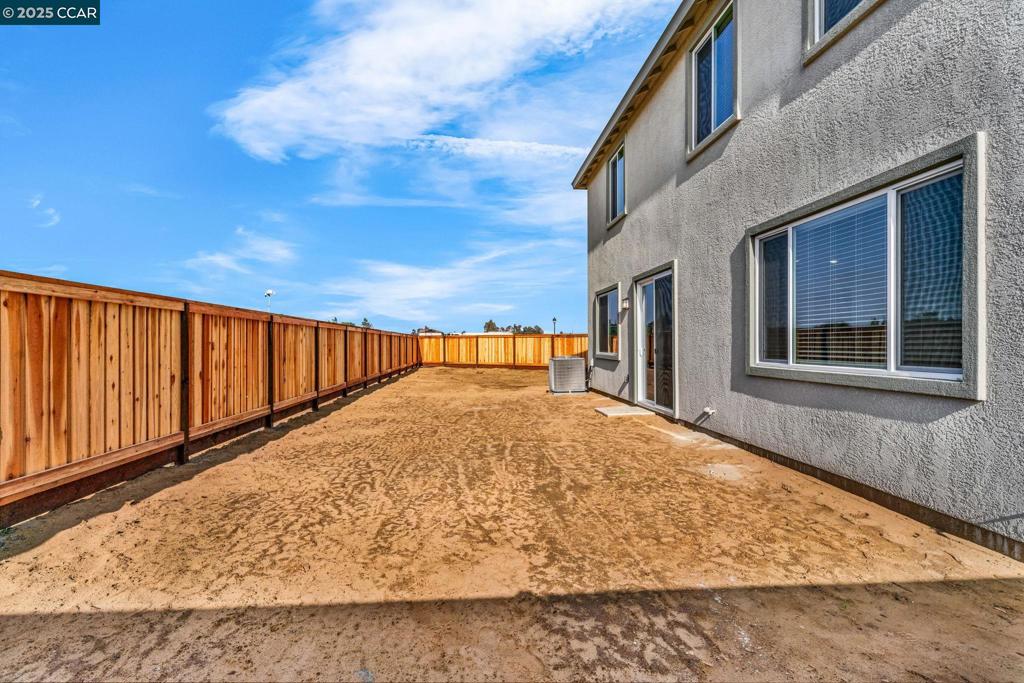 BRENTWOOD - Residential