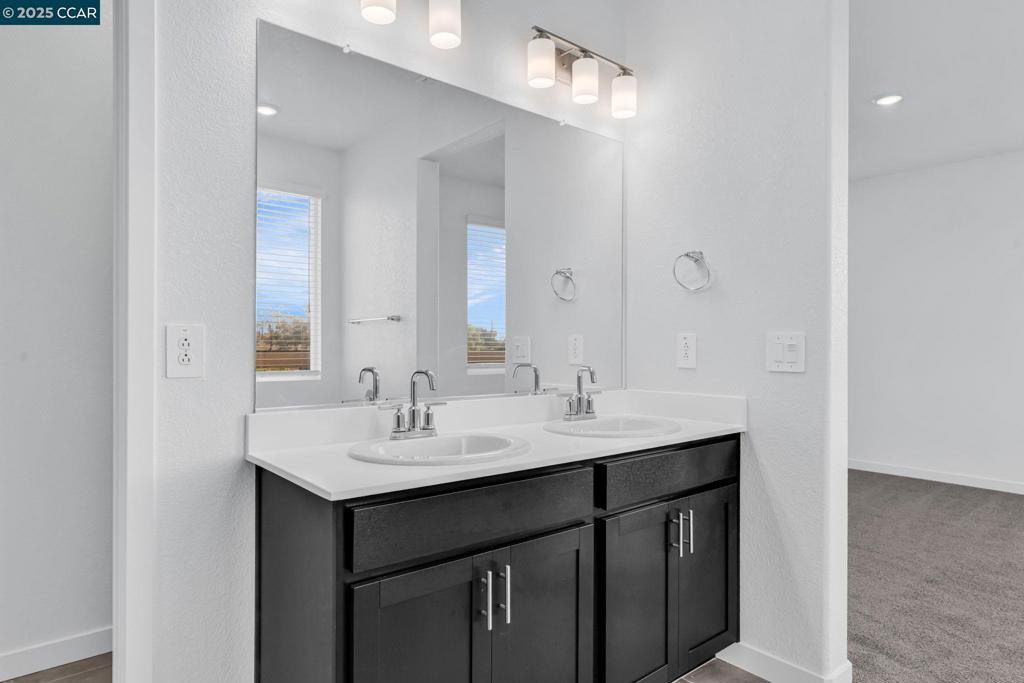 BRENTWOOD - Residential