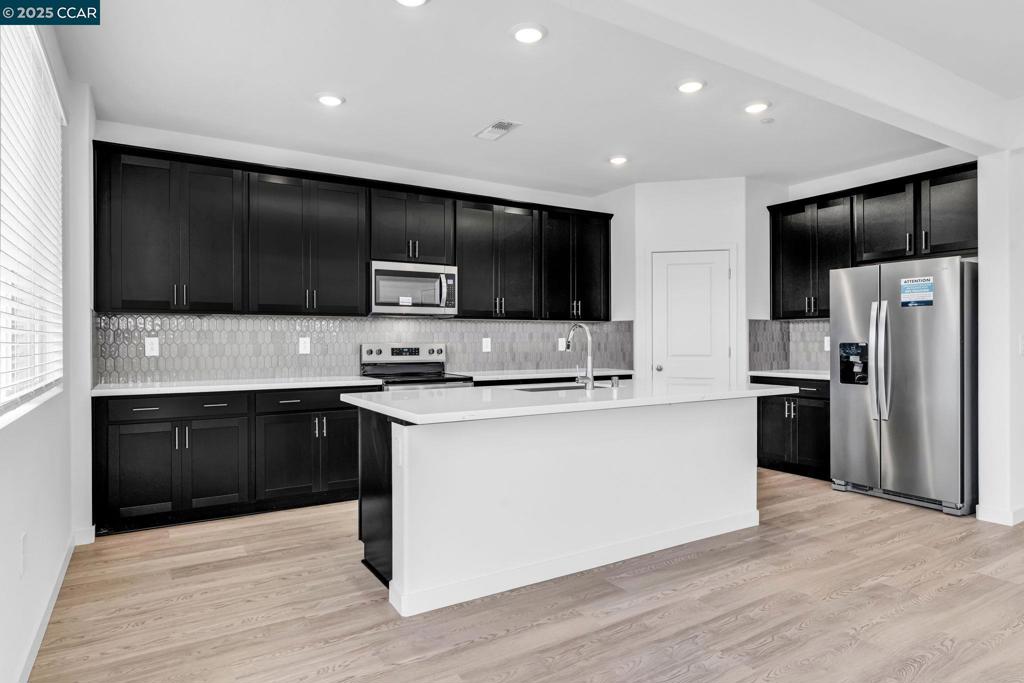 BRENTWOOD - Residential