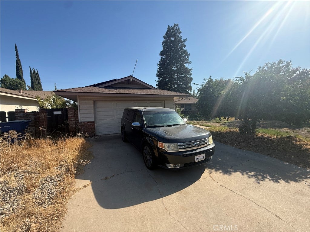 157 W Dovewood