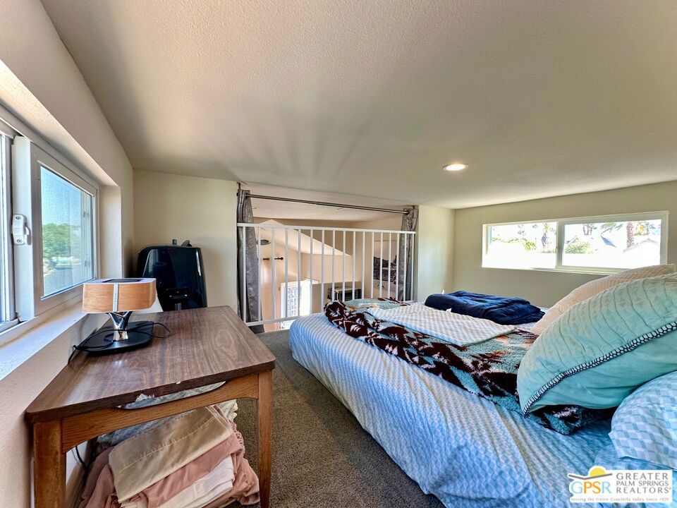 Desert Shadows Rv Re - Manufactured In Park