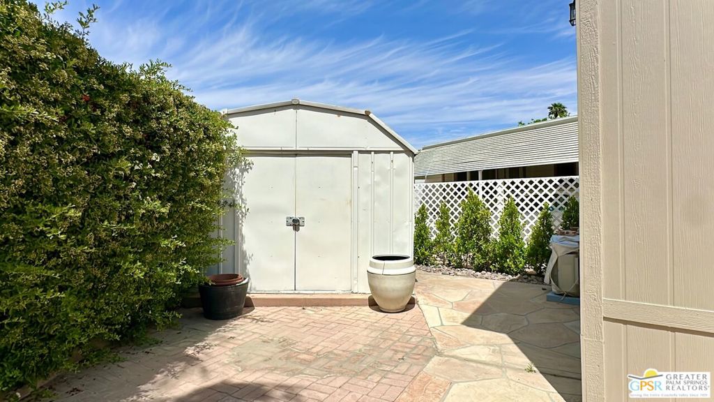 Desert Shadows Rv Re - Manufactured In Park