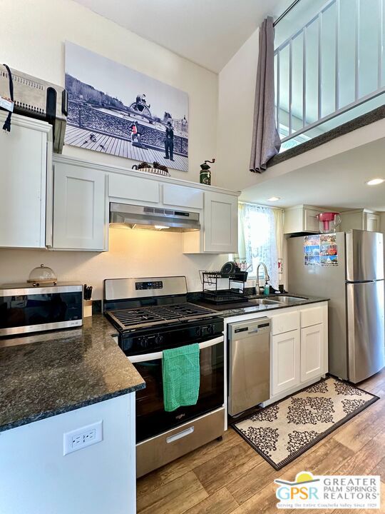 Desert Shadows Rv Re - Manufactured In Park