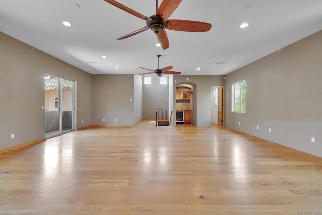Ramona - Residential