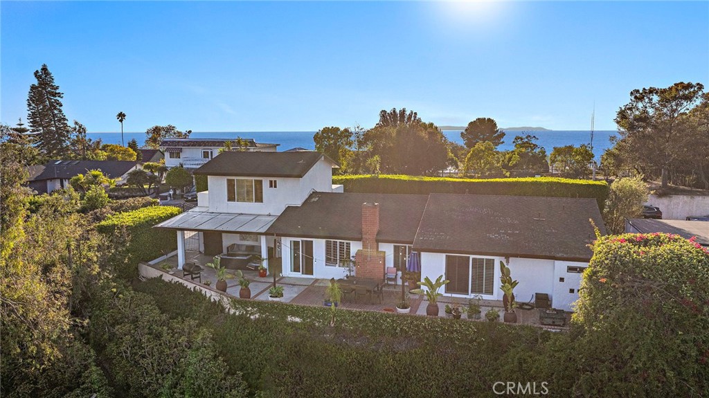 3030 Mountain View Dr