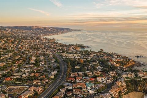 Tiny photo for 2 Emerald Bay, Laguna Beach, CA 92651 (MLS # LG26005607)