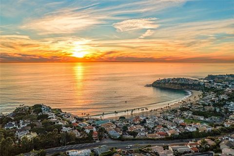 Tiny photo for 2 Emerald Bay, Laguna Beach, CA 92651 (MLS # LG26005607)