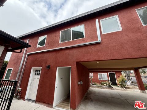 Photo of 2201 1/2 Juliet Street #D, Los Angeles, CA 90007 (MLS # 26830253)