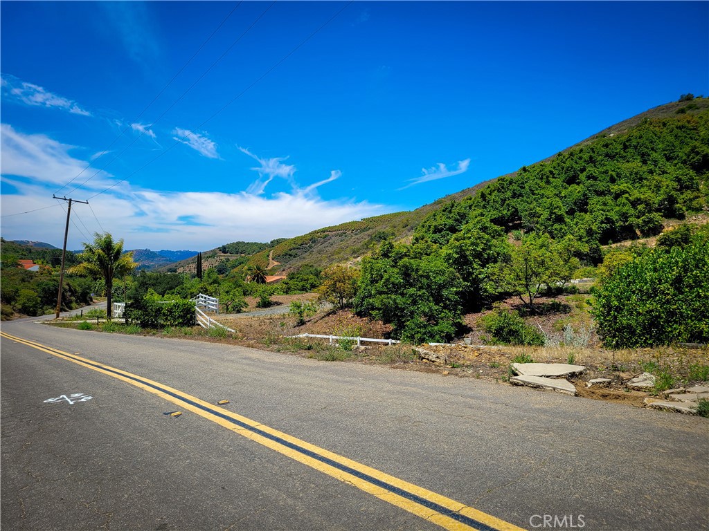 45100 La Cruz Drive