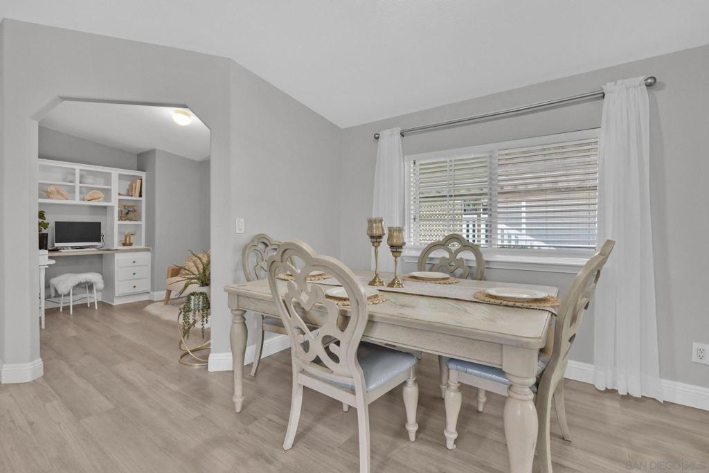 8545 Mission Gorge Rd 147