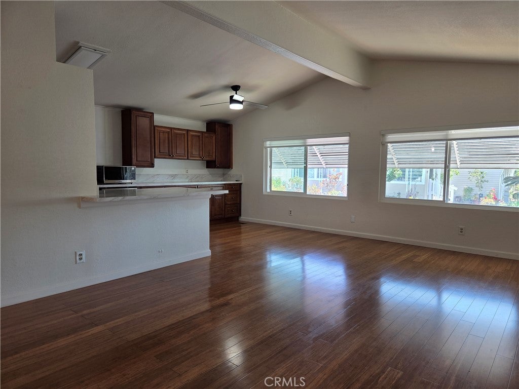 1201 W Valencia 97