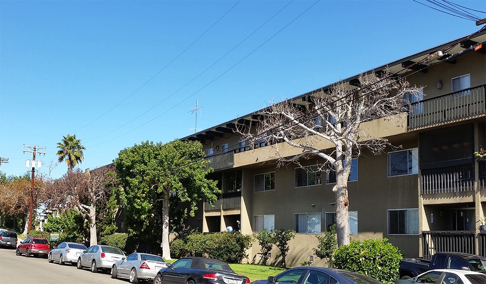Sought after larger Ocean Beach asset. Excellent unit mix. Large units, most with a patio or balcony. 700+ sq. ft. one bedrooms. 1000+ sq. ft. 2 bedroom 1 3/4 bath units. Gated parking for most residents. Parks 62 cars total. Security entrance. Pool, rec room and sauna. Several owner storage areas. Interior hallways. 2 elevators that were just fully rehabbed. Long term ownership. Rents below are averages for the 1 and 2 bedroom units. Amenities: Rec Room,Sauna Exterior: ,