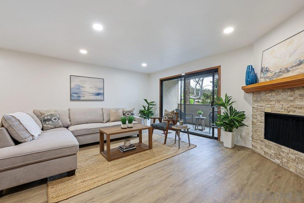 8860 Villa La Jolla Drive 217