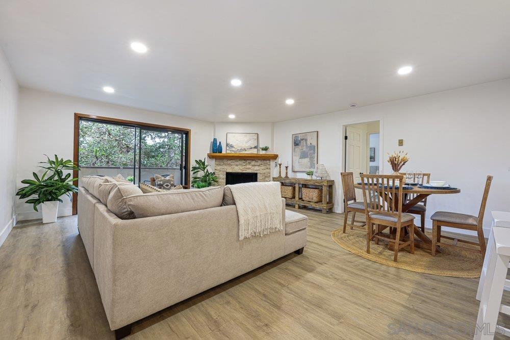 8860 Villa La Jolla Drive 217