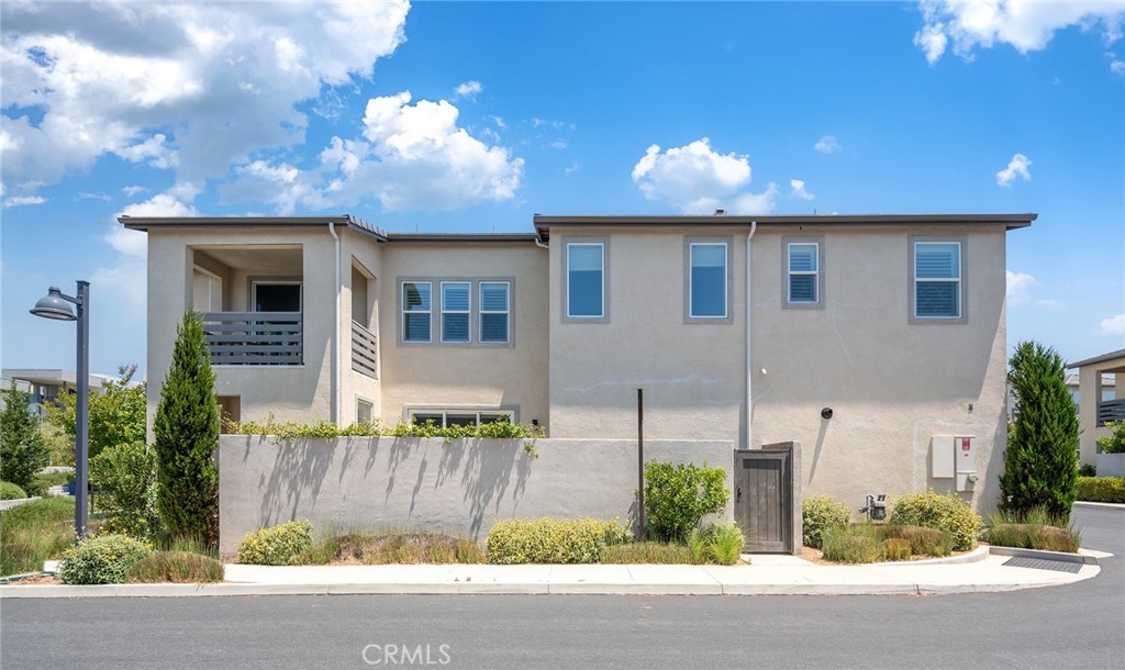 200 Chorus, Irvine CA 92618 - Photo 31