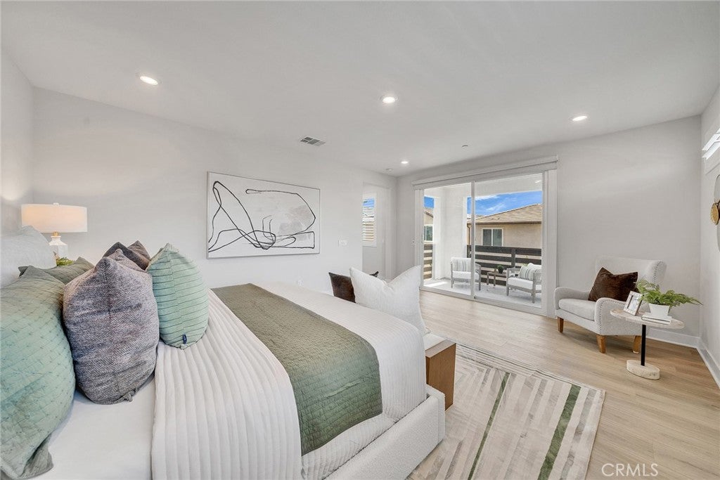 200 Chorus, Irvine CA 92618 - Photo 19