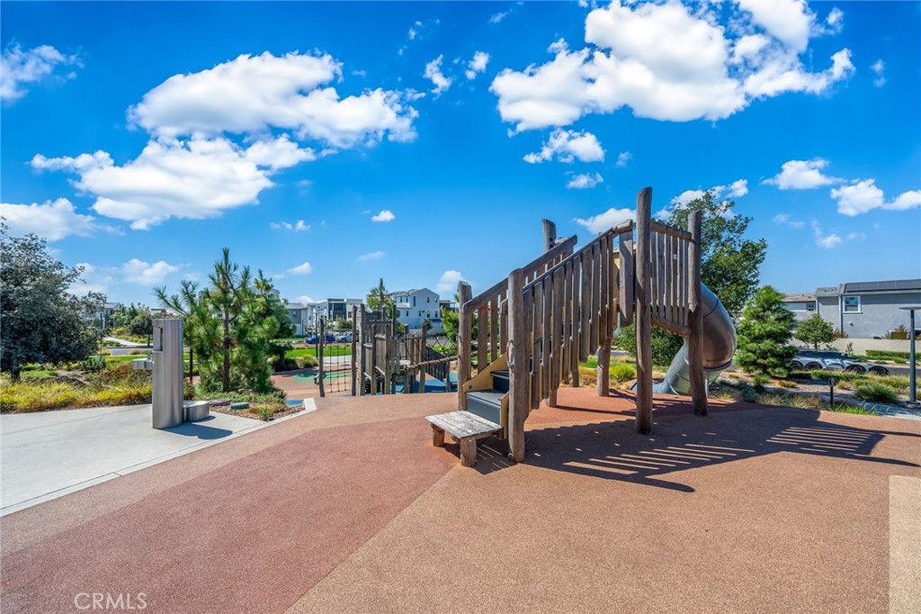 200 Chorus, Irvine CA 92618 - Photo 40