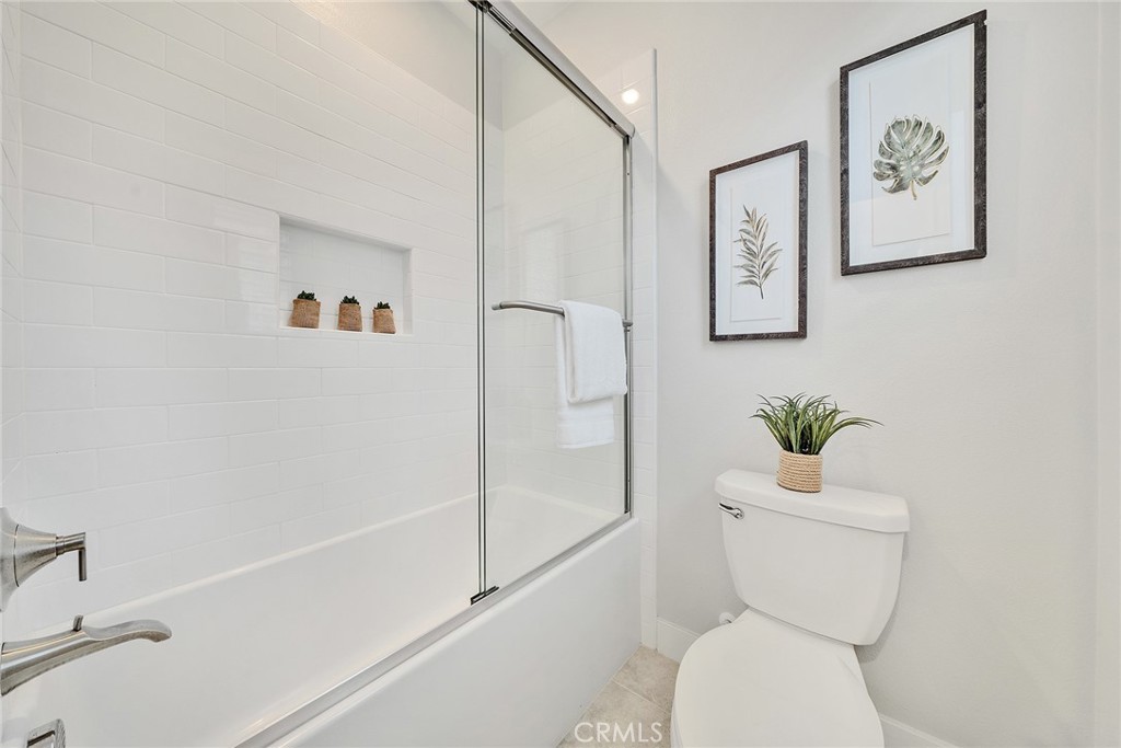 200 Chorus, Irvine CA 92618 - Photo 27