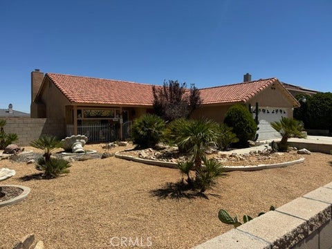 Photo of 22410 Broken Lance Court, Apple Valley, CA 92307 (MLS # HD26136296)