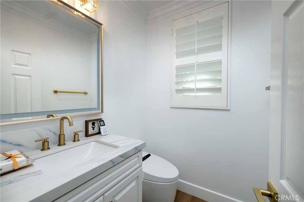 304 Goldenwest Street, Huntington Beach CA 92648 - Photo 10