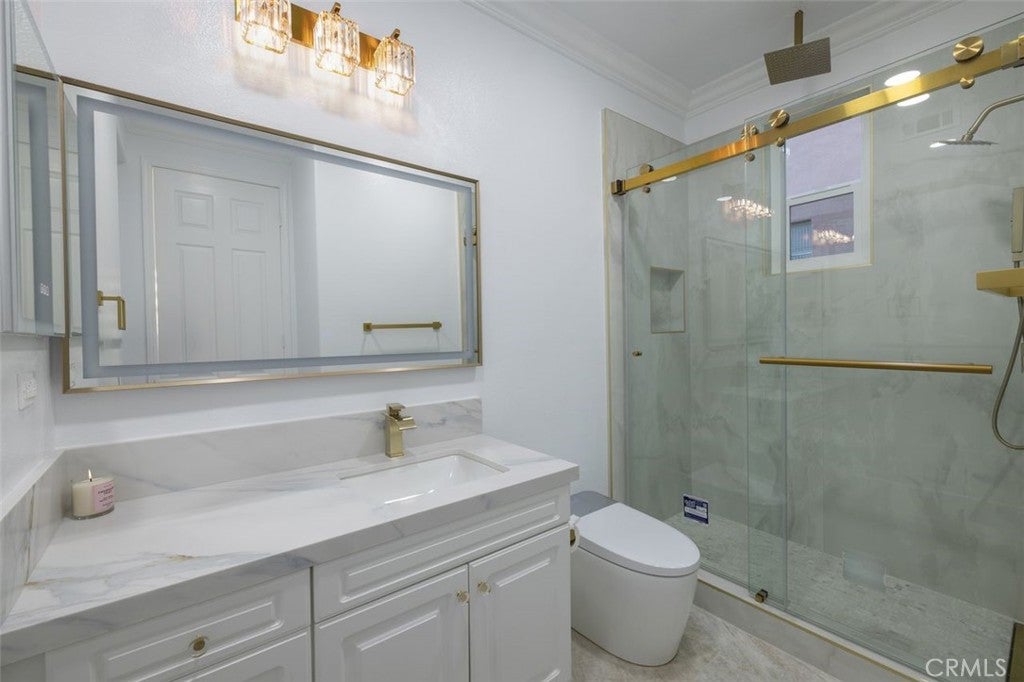 304 Goldenwest Street, Huntington Beach CA 92648 - Photo 19