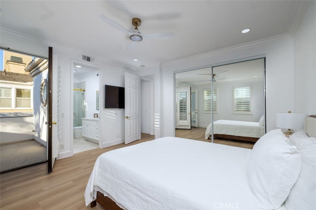 304 Goldenwest Street, Huntington Beach CA 92648 - Photo 20
