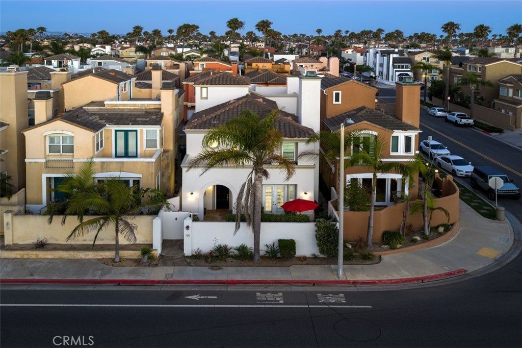 304 Goldenwest Street, Huntington Beach CA 92648 - Photo 28