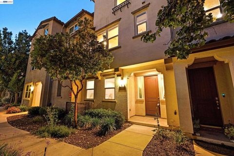Photo of 1270 Gusty Loop #3, Livermore, CA 94550 (MLS # 41133821)