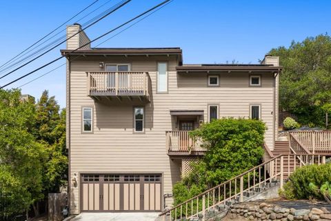 Photo of 3307 Bay Court, Belmont, CA 94002 (MLS # ML82044809)