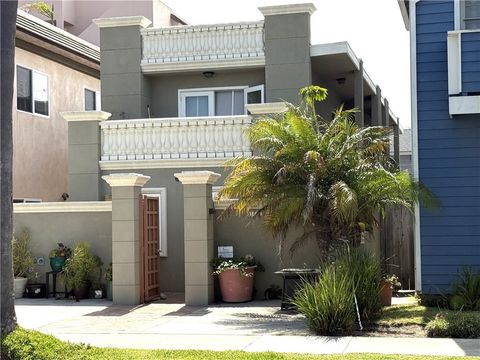 Photo of 128 13th Street, Seal Beach, CA 90740 (MLS # PW26006141)