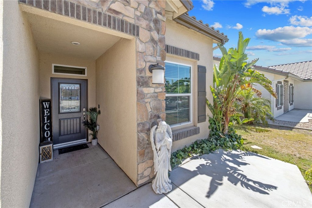 757 Strada Street
