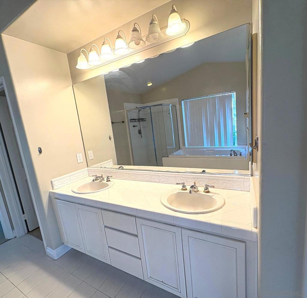 Rancho Bernardo - Residential Lease