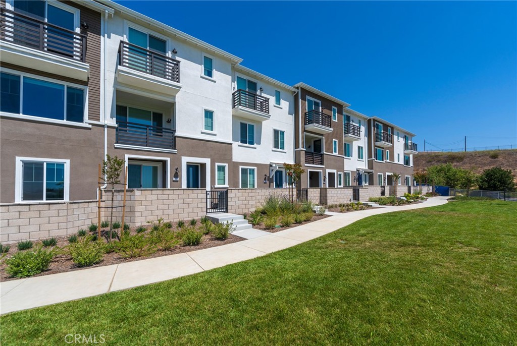 27656 Skyline Lane