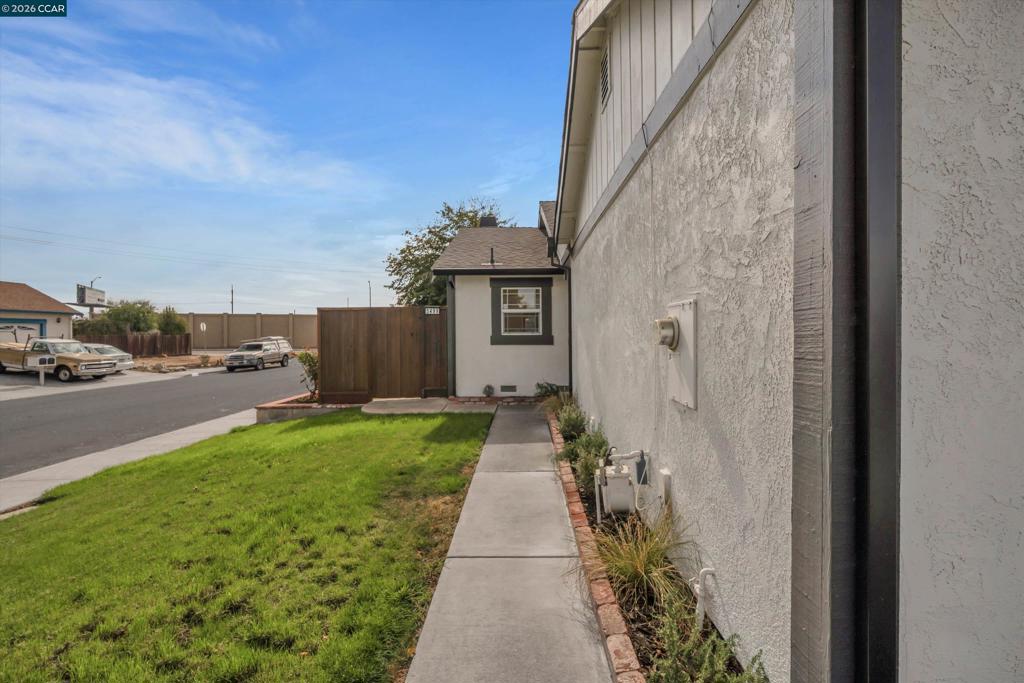 5499 Moonflower Way