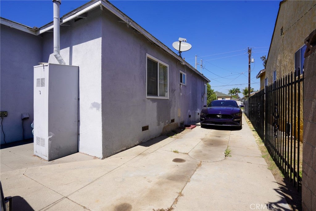3612 W 113th