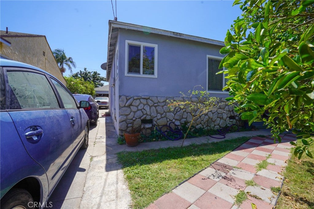 3612 W 113th