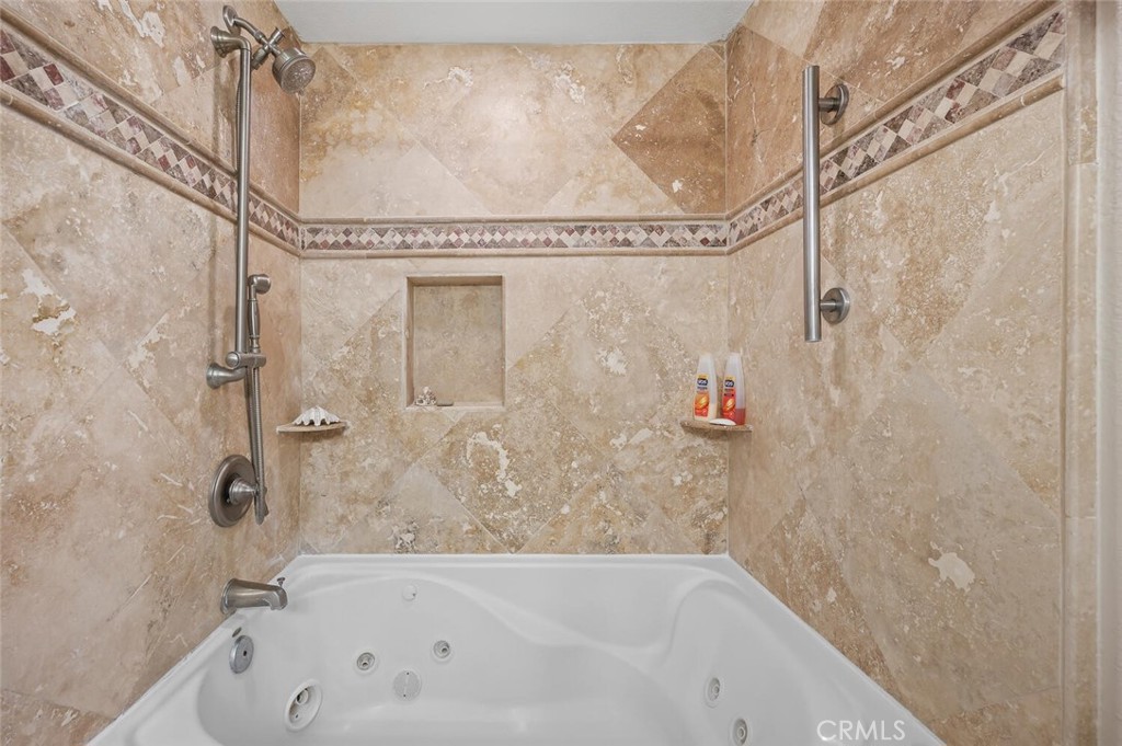 North Laguna (NL) - Residential Lease