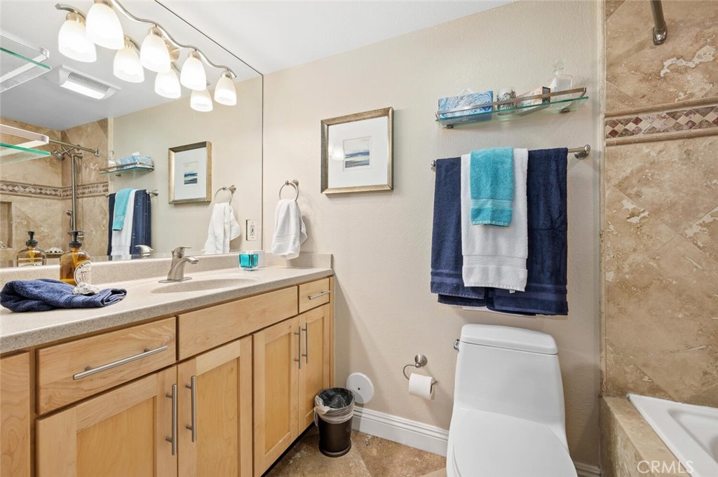 North Laguna (NL) - Residential Lease