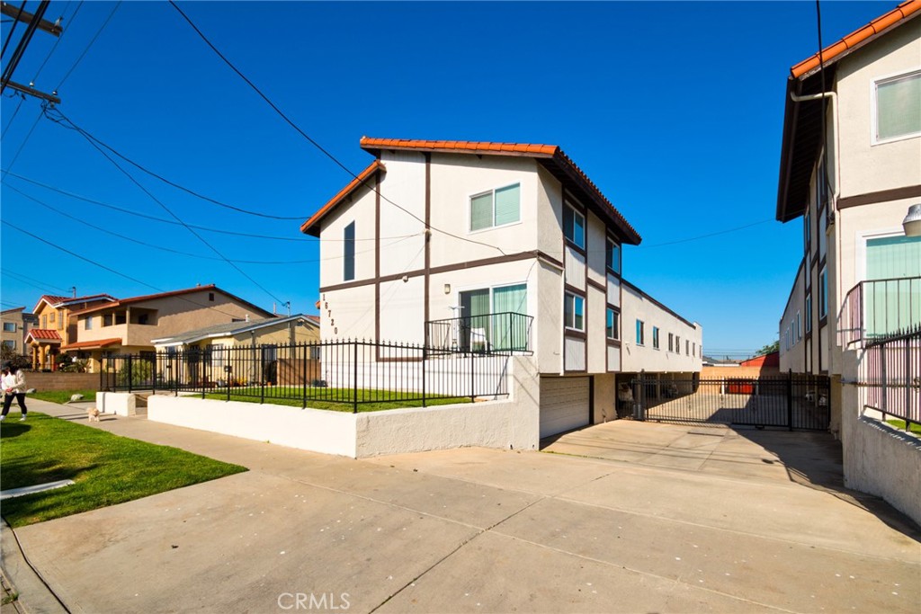 16720 S Dalton Avenue