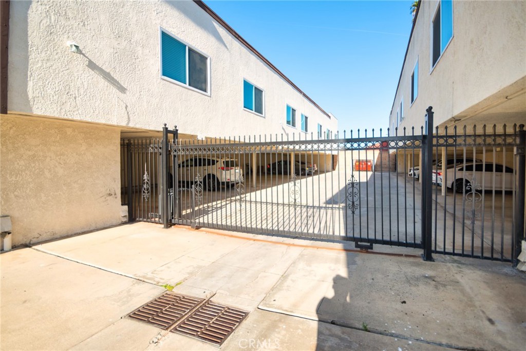 16720 S Dalton Avenue