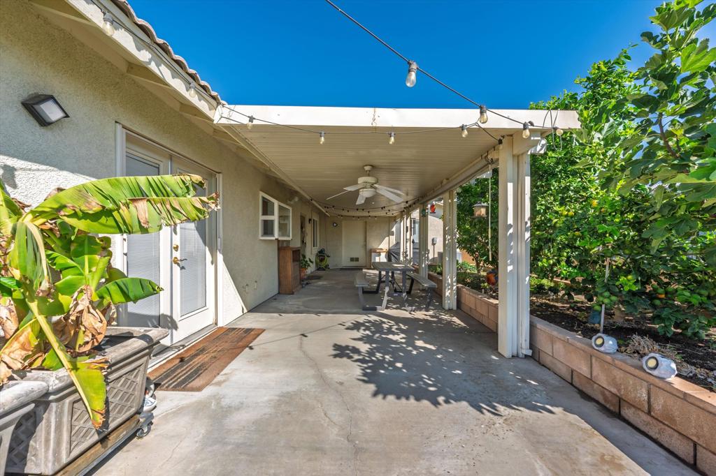 Tri Palm Estates - Residential