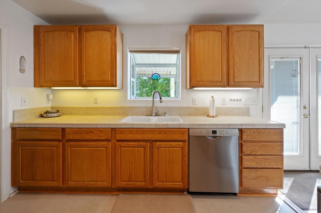 Tri Palm Estates - Residential