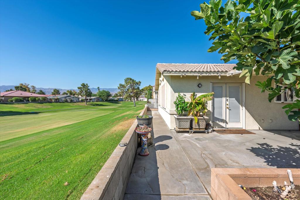 Tri Palm Estates - Residential