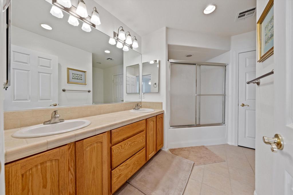 Tri Palm Estates - Residential