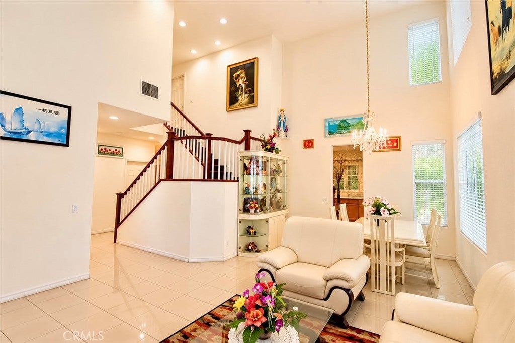 309 Summer Lane