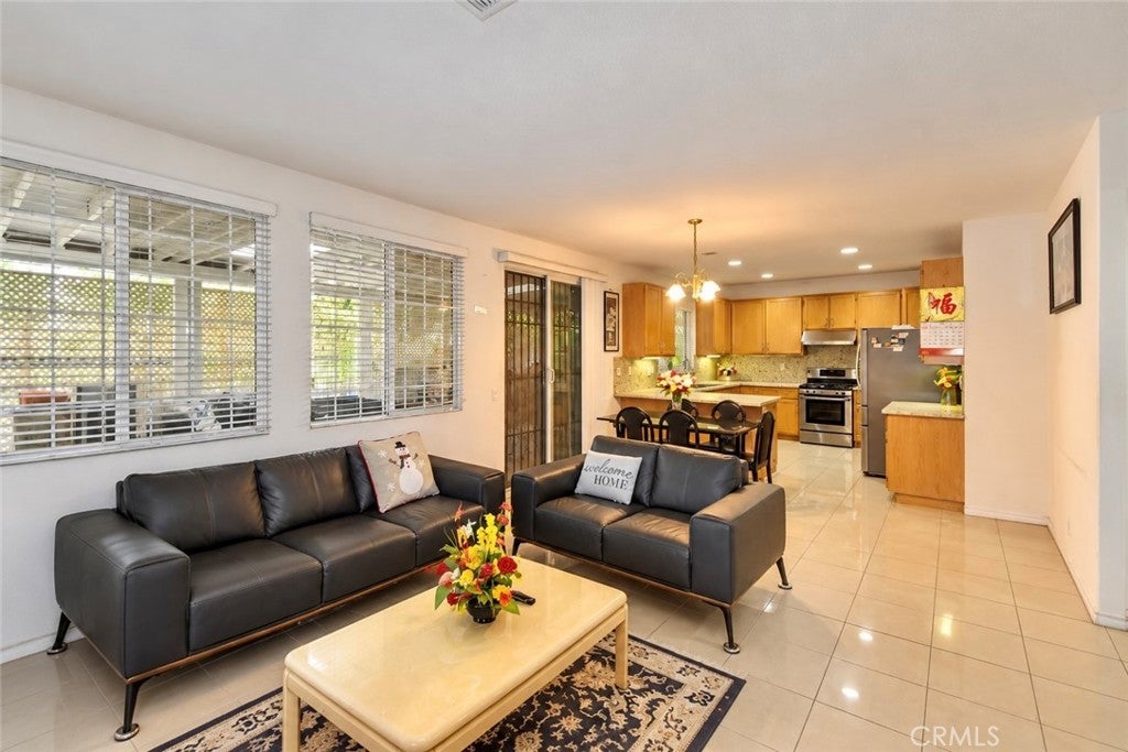 309 Summer Lane